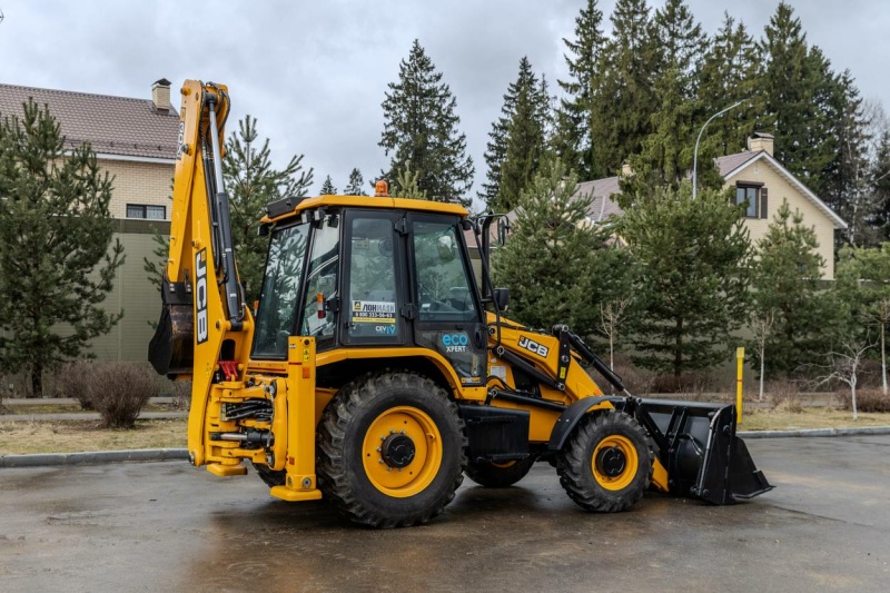 Экскаватор-погрузчик JCB 3DX Super (Индия)