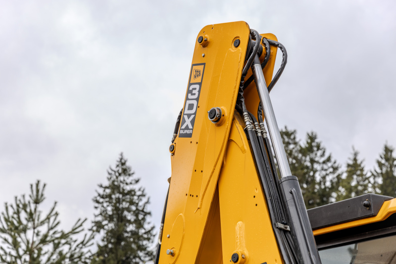 Экскаватор-погрузчик JCB 3DX Super (Индия)