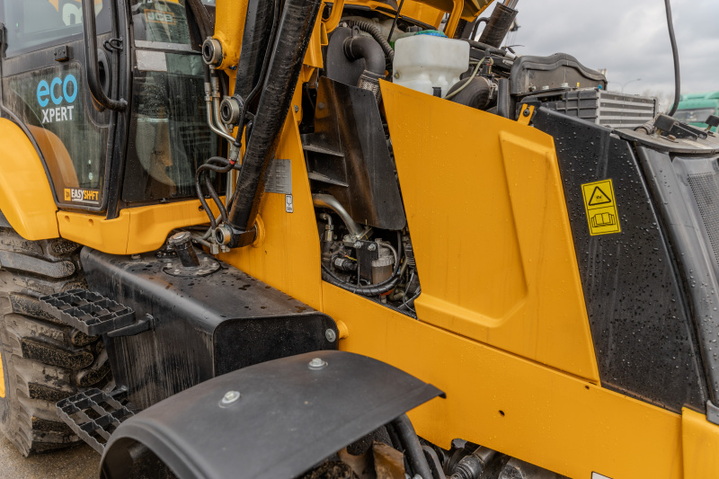 Экскаватор-погрузчик JCB 3DX Super (Индия)