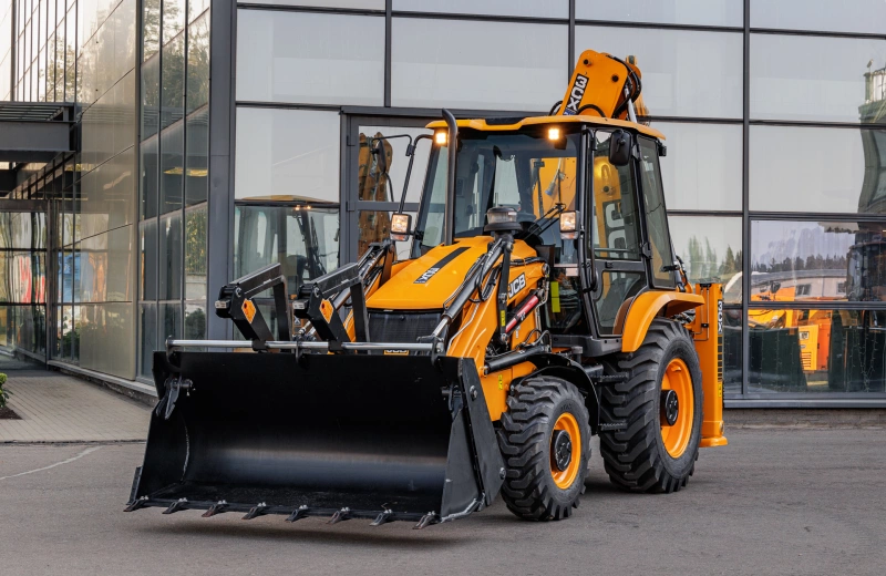 Экскаватор-погрузчик JCB 3CX Plus (Индия)