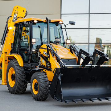Экскаватор-погрузчик JCB 3DX Plus (Индия)