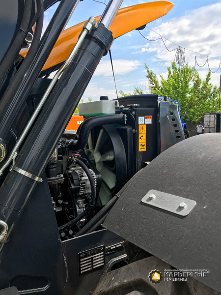 Экскаватор-погрузчик Cukurova 888