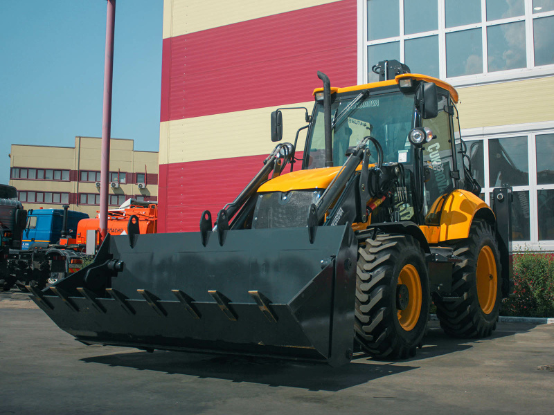 Экскаватор-погрузчик Cukurova 884