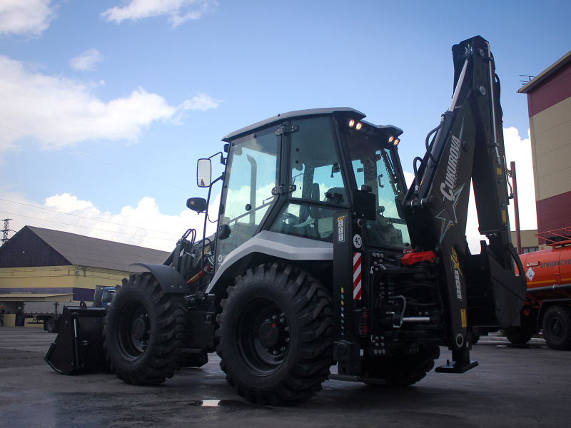 Экскаватор-погрузчик Cukurova 888 XG