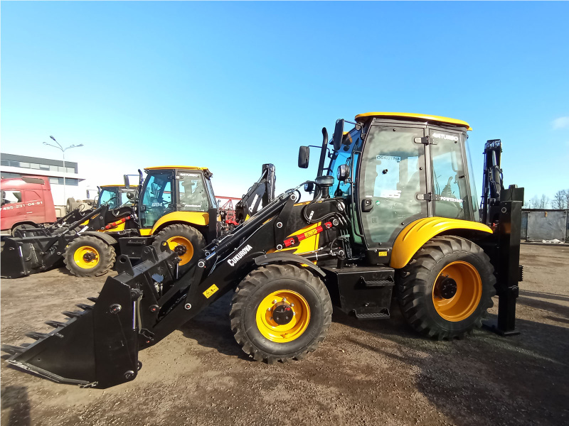 Экскаватор-погрузчик Cukurova 885