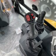 Экскаватор-погрузчик MST M544S HV Market