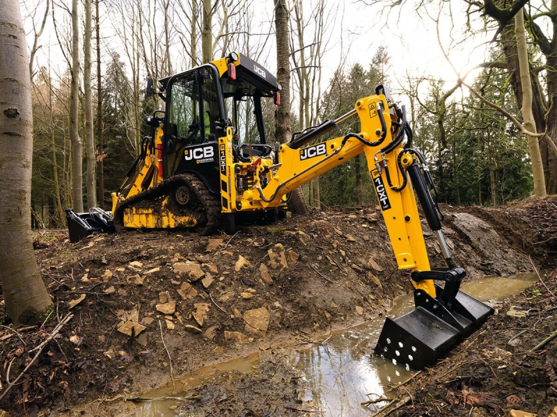 Экскаватор-погрузчик JCB 1CXT