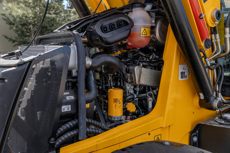 Экскаватор-погрузчик JCB 3CX Stage V