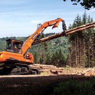 Перегружатель леса Develon DX225LL