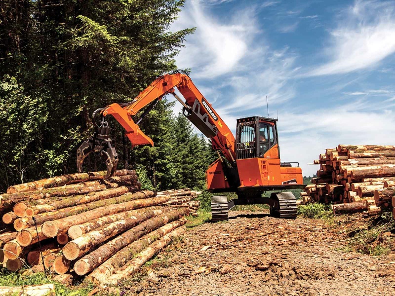 Перегружатель леса Develon DX225LL