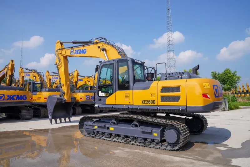 Экскаватор гусеничный XE260D