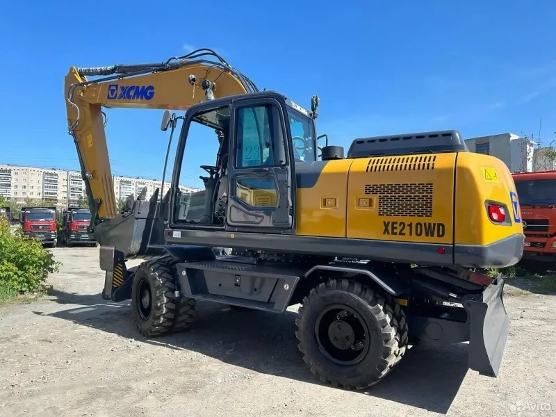 Экскаватор колесный XE210WD