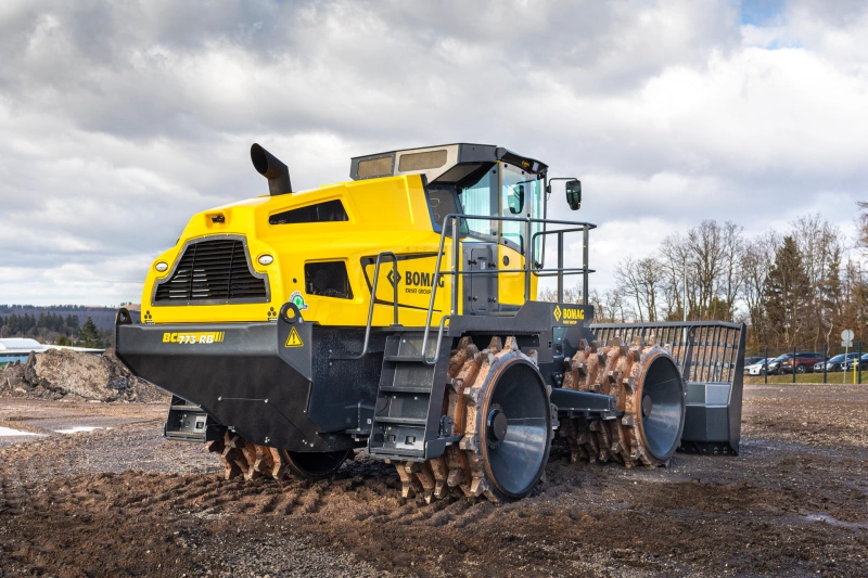 Полигонный компактор BOMAG BC 773 RB