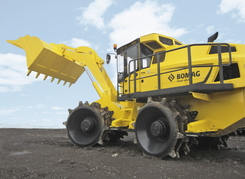 Полигонный компактор BOMAG BC 472 RS