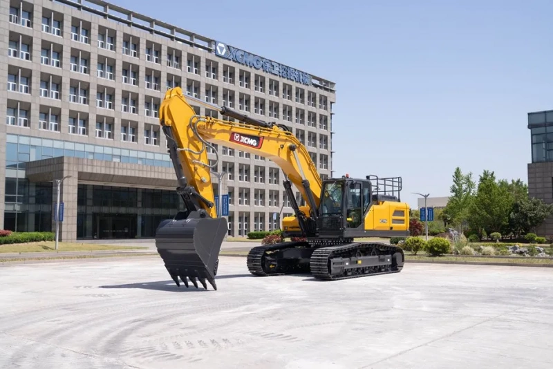 Экскаватор гусеничный XE370G