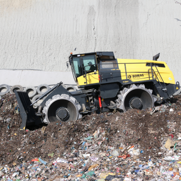 Полигонный компактор BOMAG BC 973 RB
