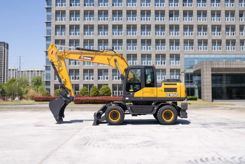 Экскаватор колесный XE180WD