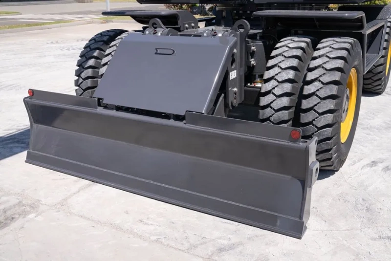 Экскаватор колесный XE180WD