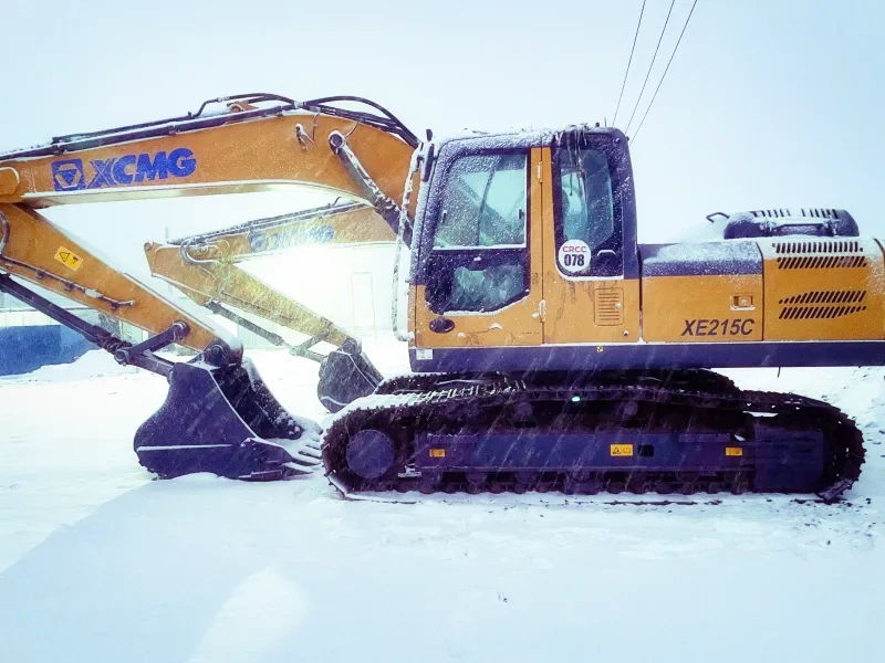 Экскаватор гусеничный XE215C PERKINS