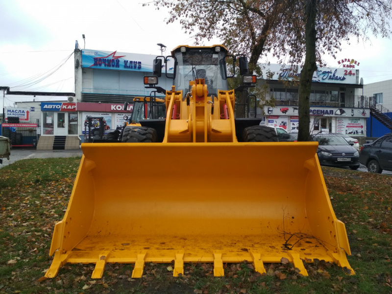 Фронтальный погрузчик Lonking CDM856