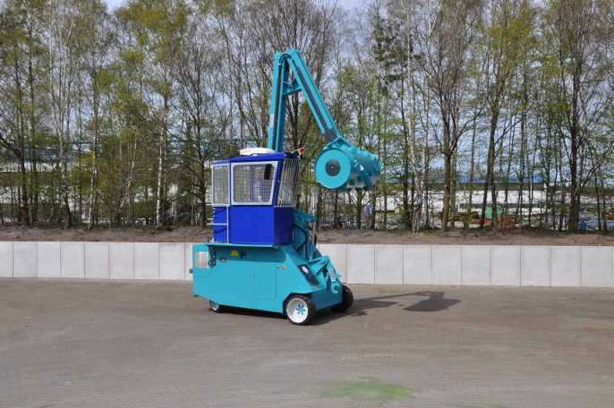 Ролл-каток BERGMANN BERGMAN RPM-7700 MOBILE JUMBO