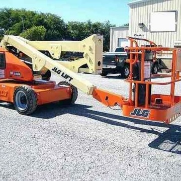 Самоходный коленчатый подъемник JLG E450A