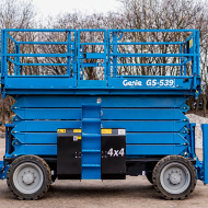 Ножничный подъемник GENIE GЕNIE GS-5390 RT, грузоподъемность 680 кг