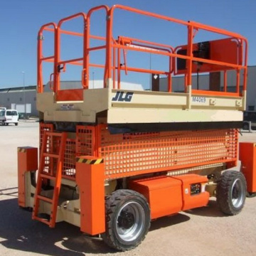 Ножничный подъемник JLG M4069LE, грузоподъемность 360 кг, рабочая высота 14.19 м, тип питания Электрический