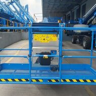 Телескопический подъемники GENIE S-65 XC, грузоподъемность 300/454 кг, размер платформы 0.76×1.83 м