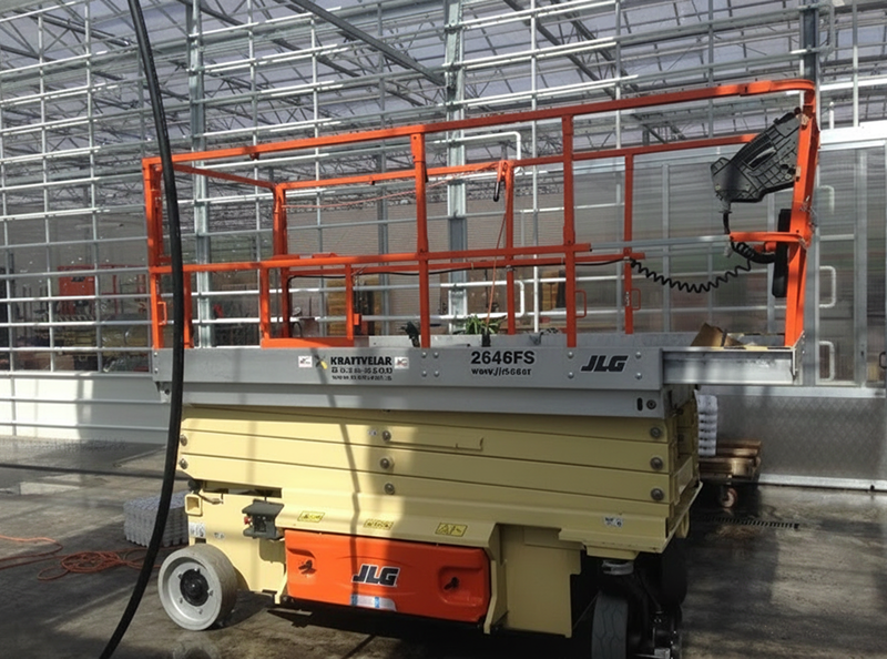 Подъемник ножничный JLG 2646ES, рабочая высота 9.92 м