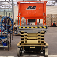 Подъемник ножничный JLG 2646ES, рабочая высота 9.92 м