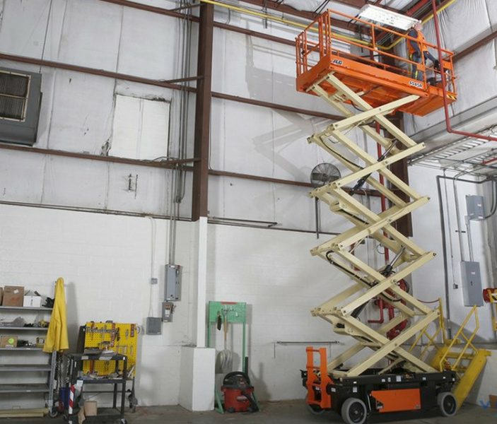 Ножничный подъемник JLG 4045 R