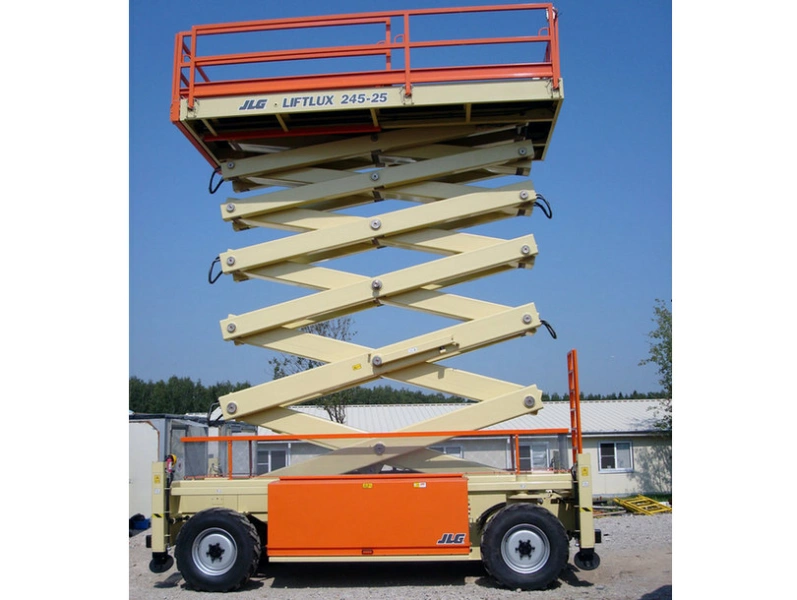 Ножничный подъемник JLG 245-25, грузоподъемность 750 кг, рабочая высота 26 м