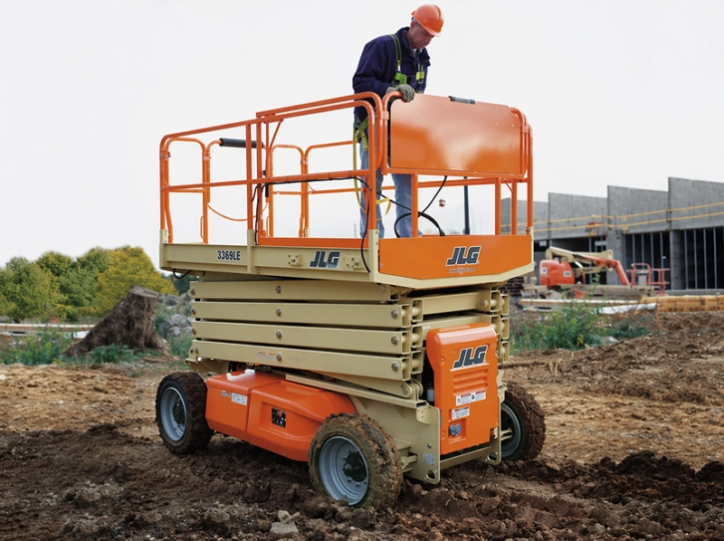 Подъемник ножничный JLG 3369LE, рабочая высота 12.06 м
