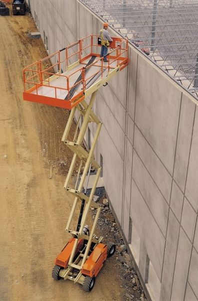Подъемник ножничный JLG 4394RT, рабочая высота 15.11 m