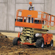 Ножничный самоходный подъемник JLG 260MRT, рабочая высота 9.92 м