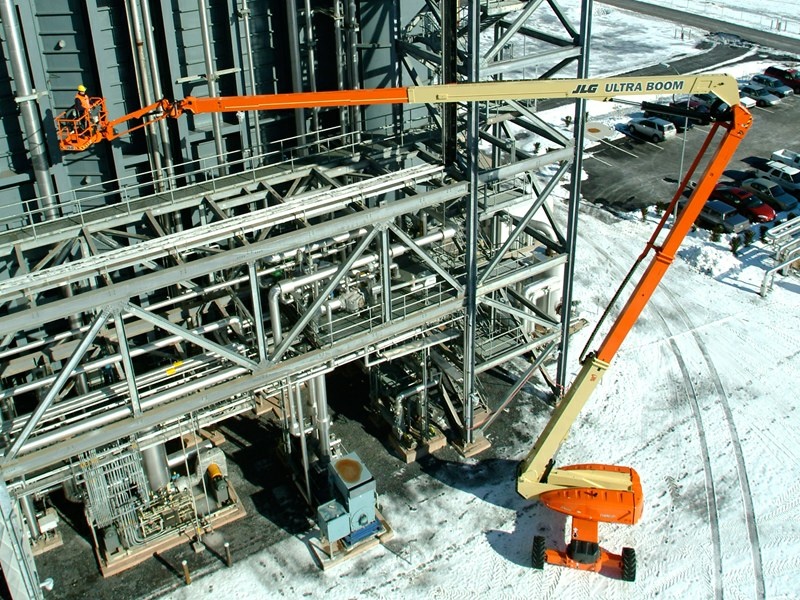 Самоходный коленчатый подъемник JLG 1250AJP, грузоподъемность 450 кг, рабочая высота 40.3 м, тип питания Дизель