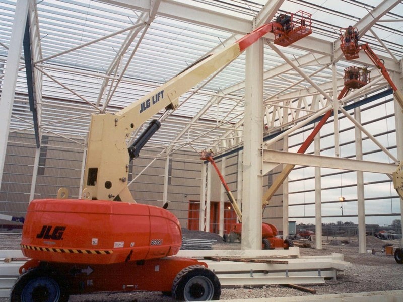 Телескопический подъемник JLG 860SJ, грузоподъемность 340 кг
