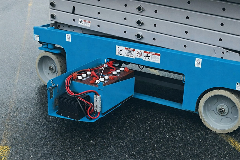 Ножничный подъемник GENIE GЕNIE GS-2632 E, грузоподъемность 227 кг
