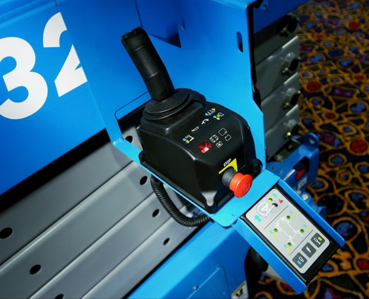 Ножничный подъемник GENIE GЕNIE GS-2632 E, грузоподъемность 227 кг