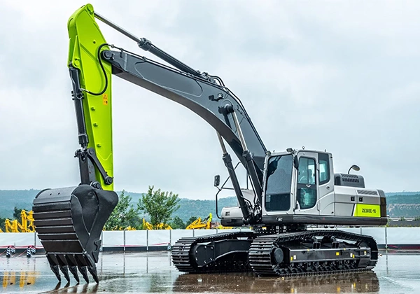 Гусеничный экскаватор Zoomlion HXW230, мощность двигателя 125 кВт, эксплуатационная масса 23600 кг