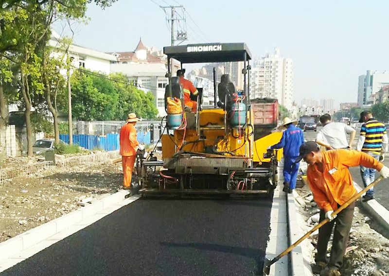 Асфальтоукладчик SINOMACH GYA4200