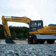 Колесный экскаватор SINOMACH GHT215W, эксплуатационная масса 21020 кг