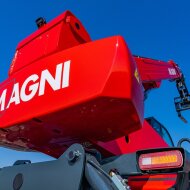 Телескопический погрузчик MAGNI RTH 8.46 HV Market