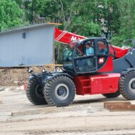 Тяжелый телескопический погрузчик MAGNI HTH 16.10 HV Market