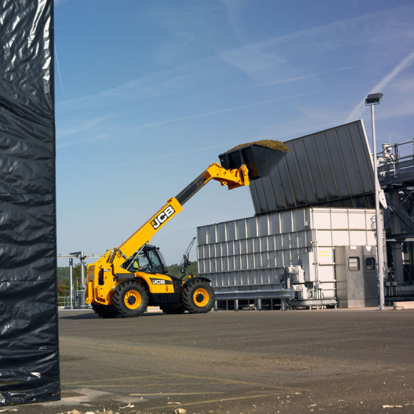 Телескопический погрузчик JCB 550-80
