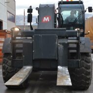 Тяжелый телескопический погрузчик MAGNI HTH 50.14 HV Market