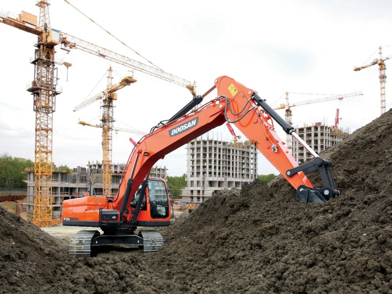 Гусеничный экскаватор DEVELON DX210-7M