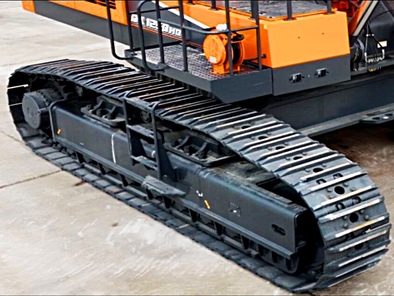 Гусеничный экскаватор DEVELON DX1250LC-7B