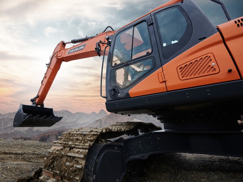 Гусеничный экскаватор DEVELON DX360LC-7B